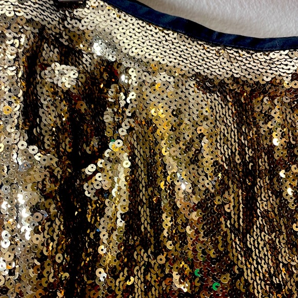 Gold sequins pants expensive ass pants but gorgeous - Picture 4 of 8